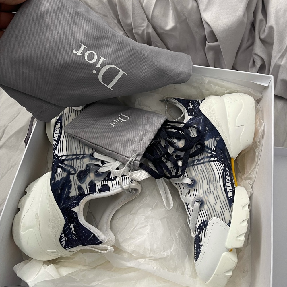 Dior “ Tropical Prin” sneakers
